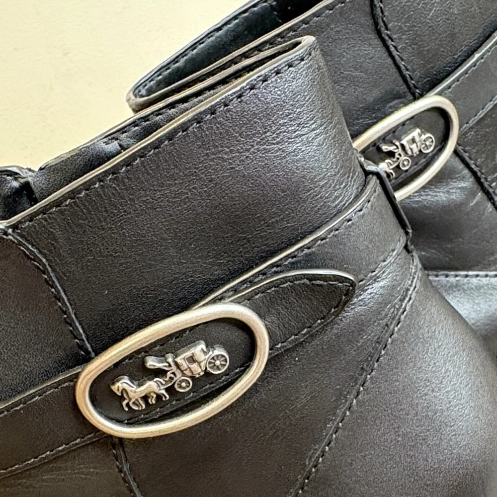 COACH DYLAN BLACK LEATHER HORSE-AND CARRIAGE-ANKLE SIZE 8.5